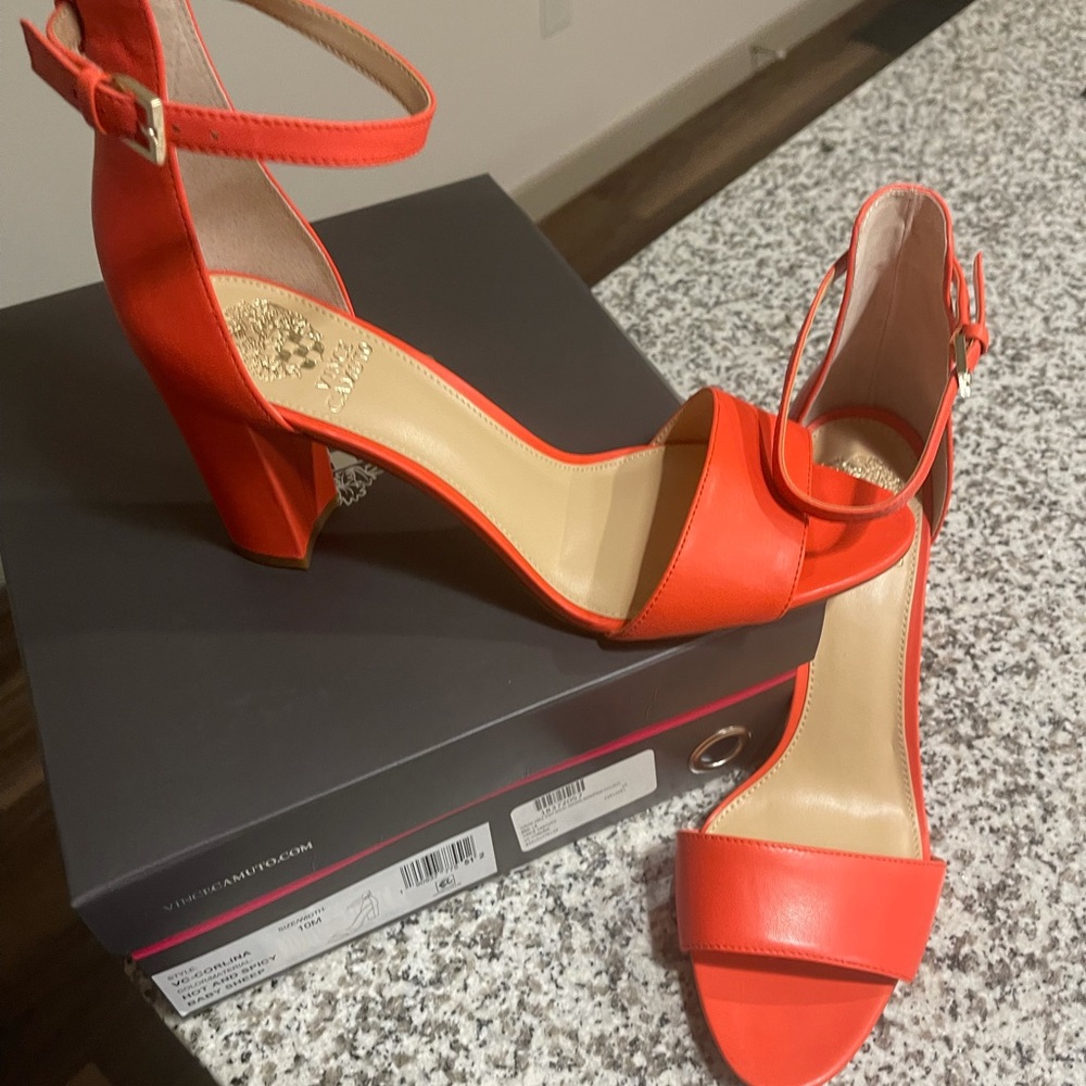 Vince Camuto size 10 corlina ankle strap heeled sandal hot & spicy color new